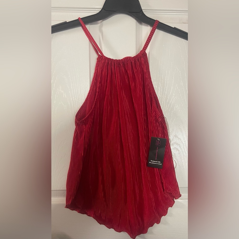 🔴 3/$12 Juniors Red Halter Top!‎ NWT! - Picture 3 of 5